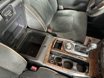 2017 Nissan Armada SV