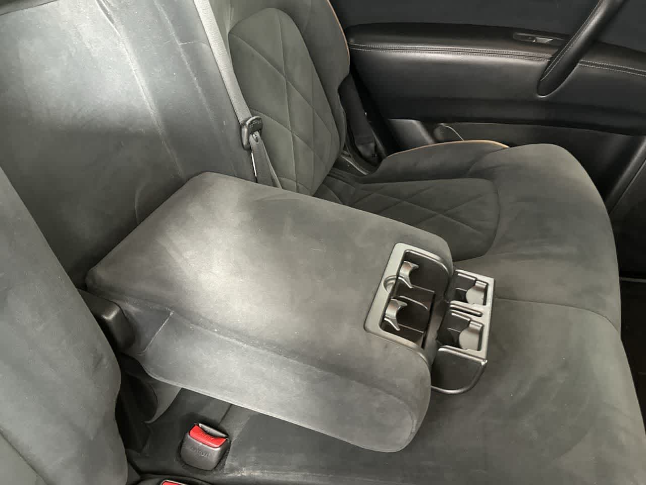 2017 Nissan Armada SV