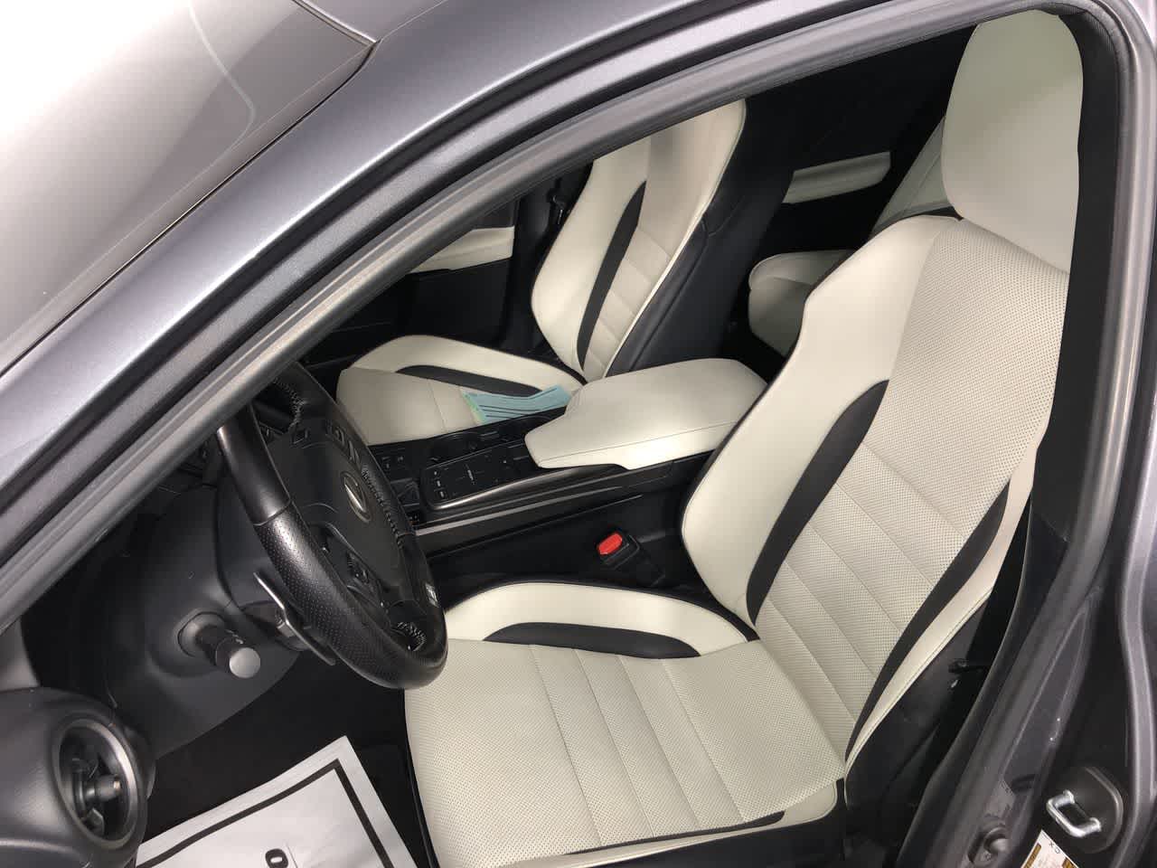 2021 Lexus IS F SPORT