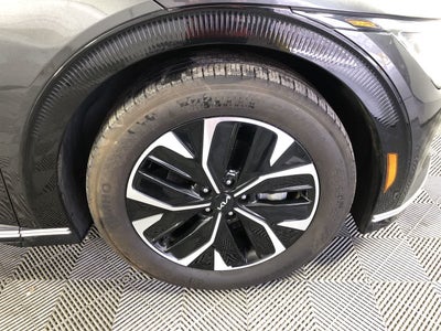 2022 Kia EV6 Wind